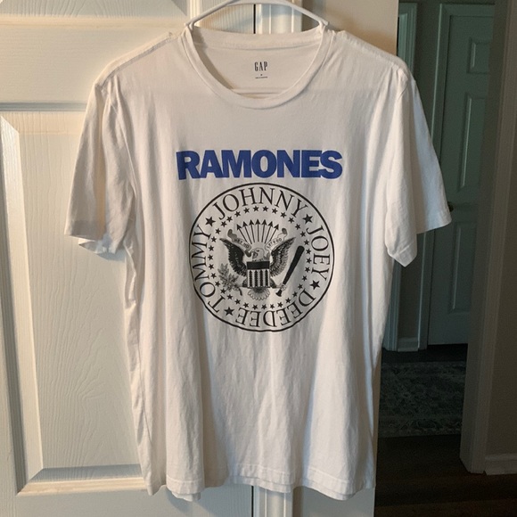 gap ramones t shirt